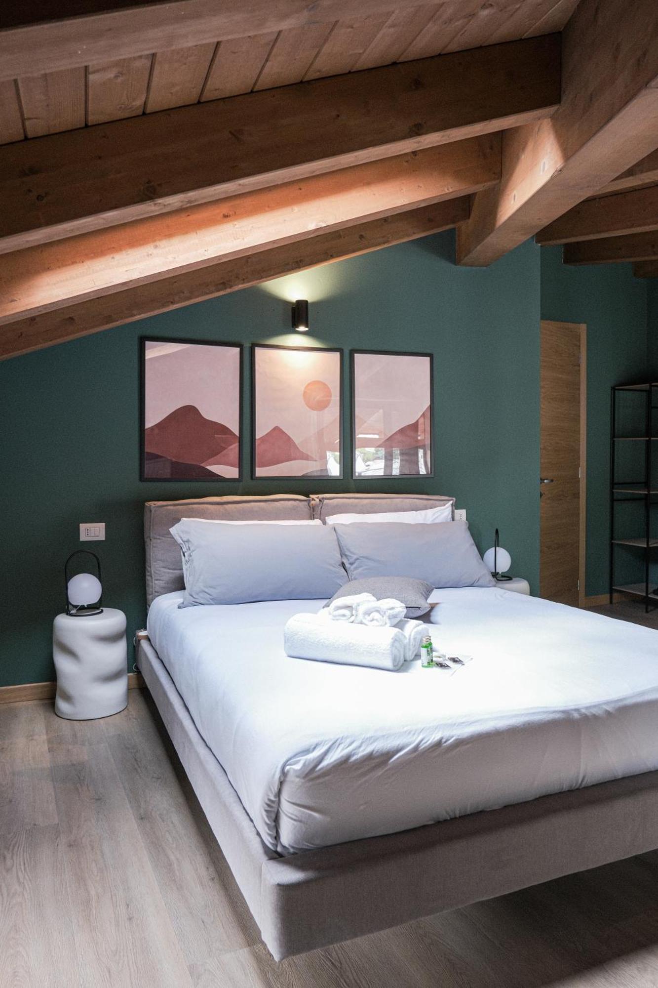 Charmescape Oldtown - 6 Min Walk To Berninaexpress Apartment Tirano Exterior photo