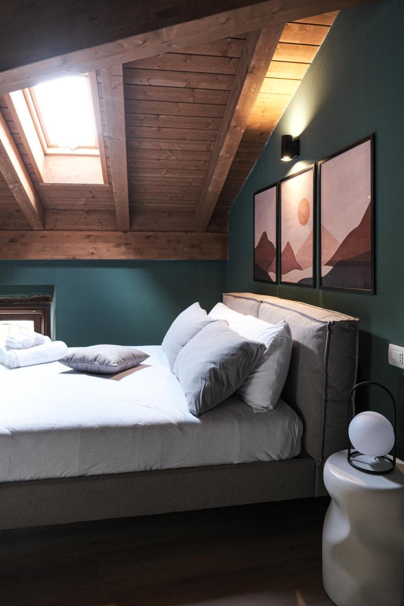 Charmescape Oldtown - 6 Min Walk To Berninaexpress Apartment Tirano Exterior photo