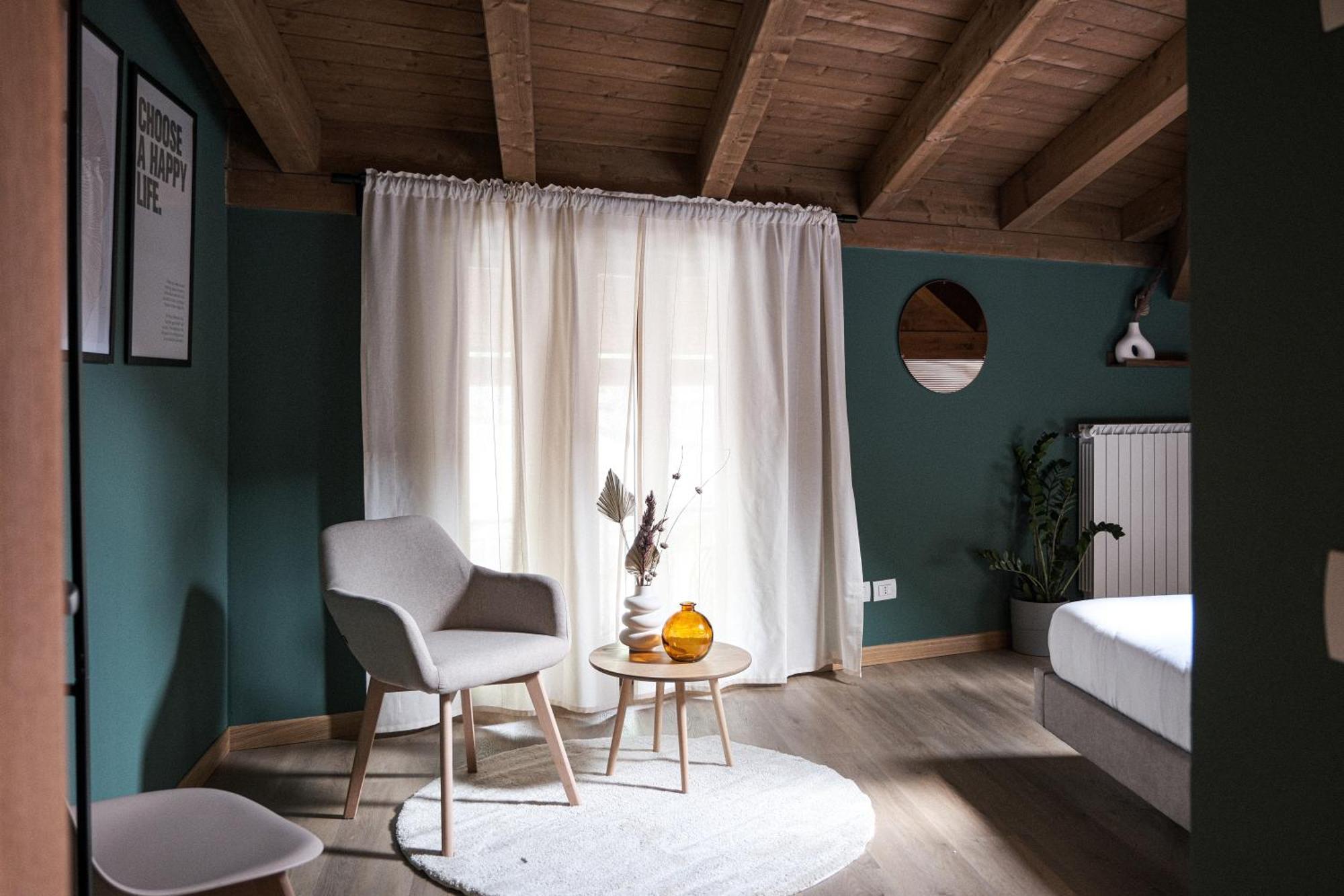 Charmescape Oldtown - 6 Min Walk To Berninaexpress Apartment Tirano Exterior photo